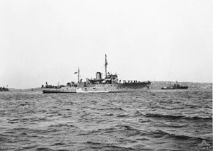 300px-HMAS_Bundaberg_107177
