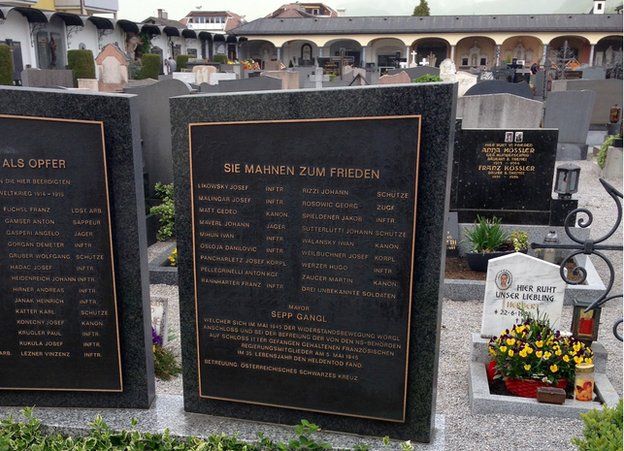 _82824656_ittergrave