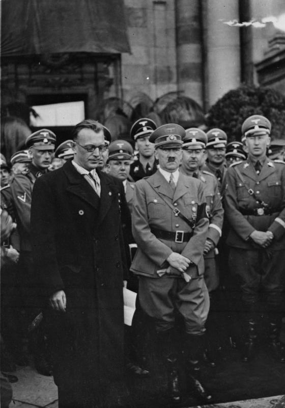 Wien, Arthur Seyß-Inquart, Adolf Hitler