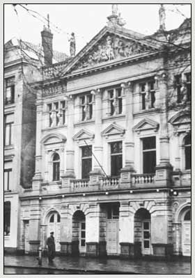 Hollandsche Schouwburg dutch theatre