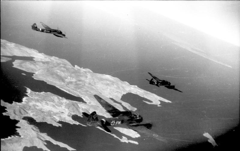 Flugzeuge Junkers Ju 88 über Kreta