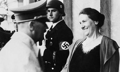 wagner-winifred-hitler-welcome