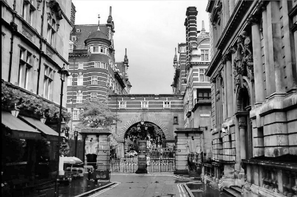 6975069252_56214f09bb_b