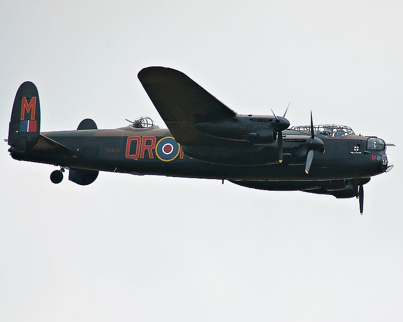 800px-Avro_Lancaster_B_I_PA474