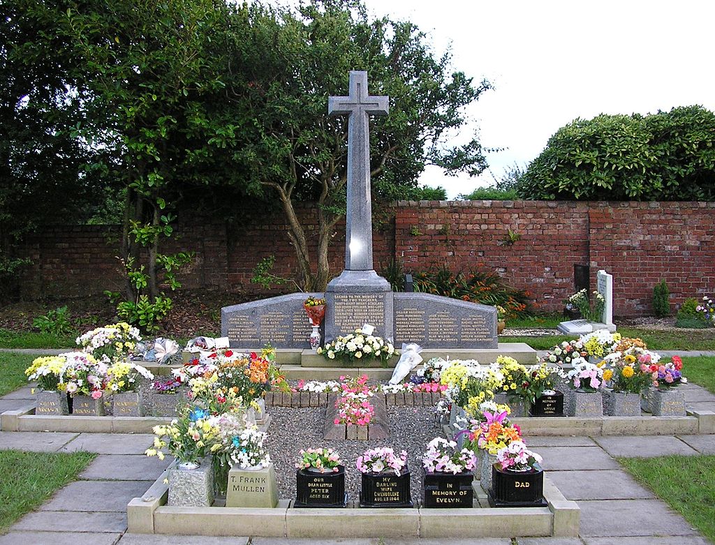 Freckleton_Air_Disaster_Memorial