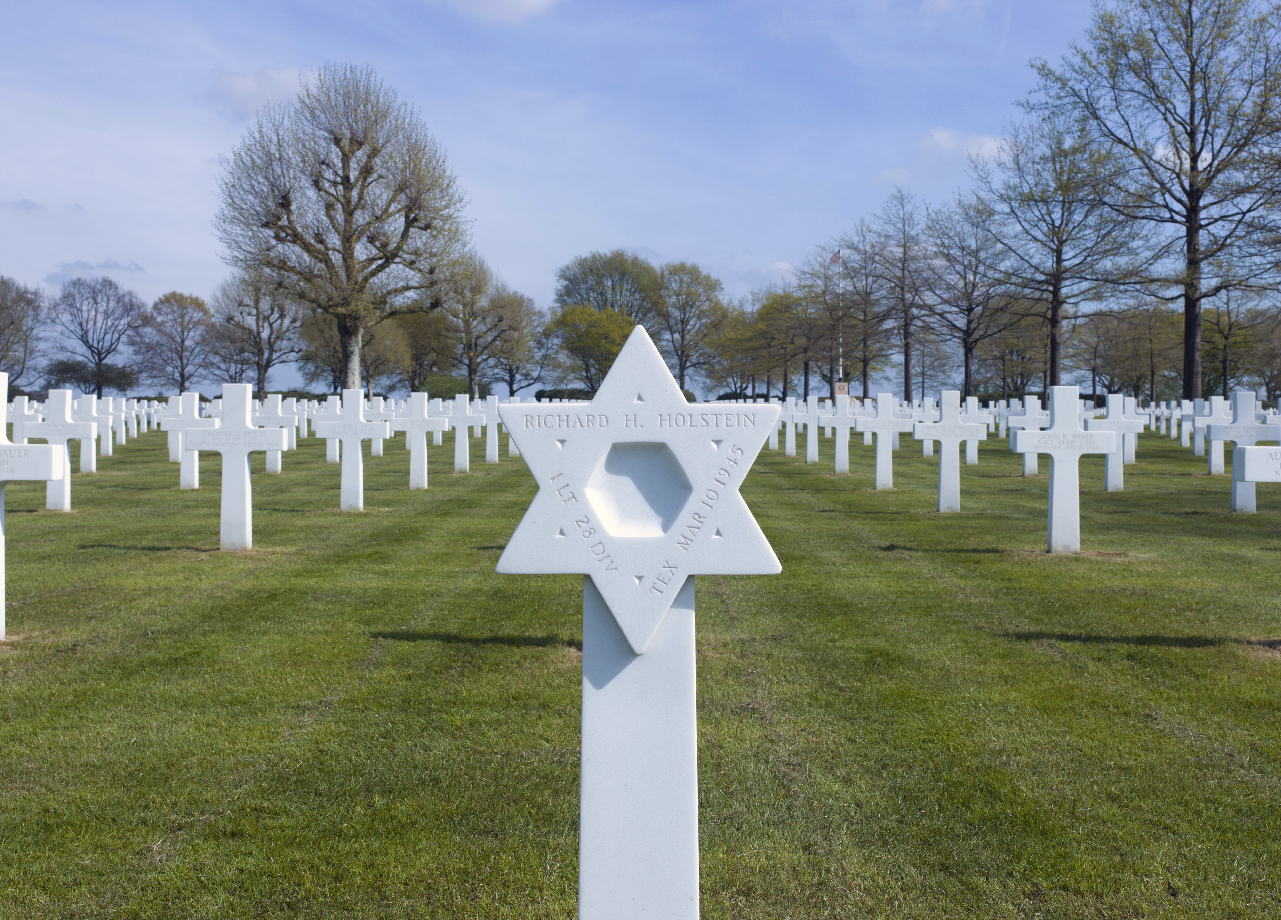 NET-Margraten-American_Cemetery_04a