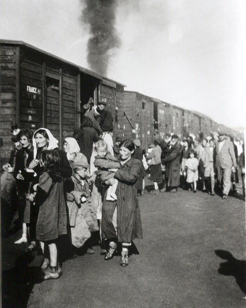 deportation_to_treblinka_from_ghetto_in_siedlce_1942