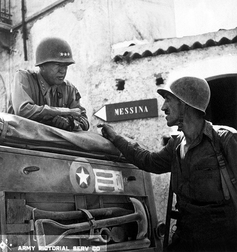 800px-patton_speaking_with_lt-_col-_lyle_bernard_at_brolo_circa_1943