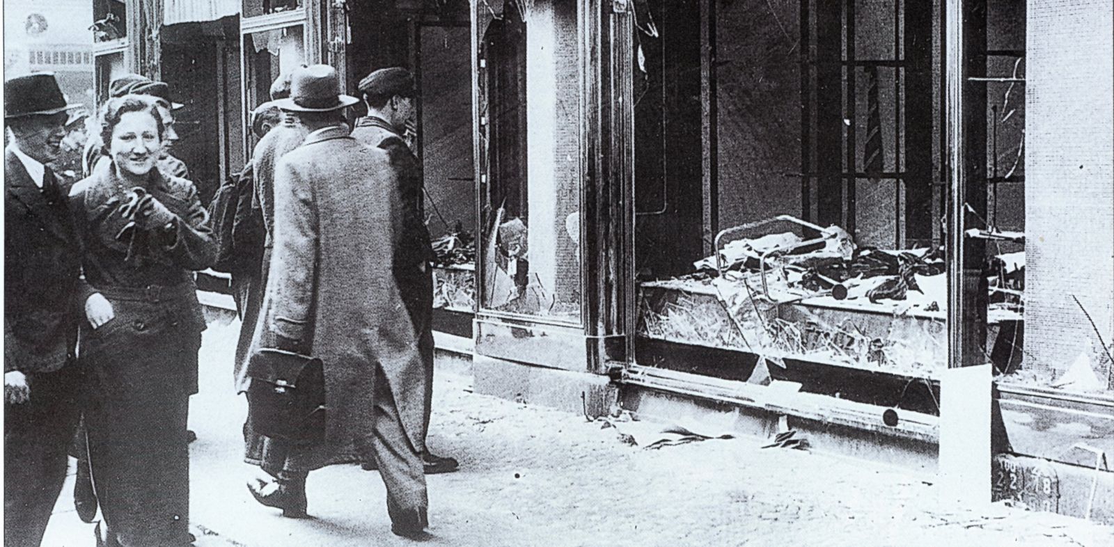gty_kristallnacht_kb_131108_33x16_1600