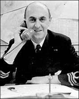 ewen_montagu_in_uniform