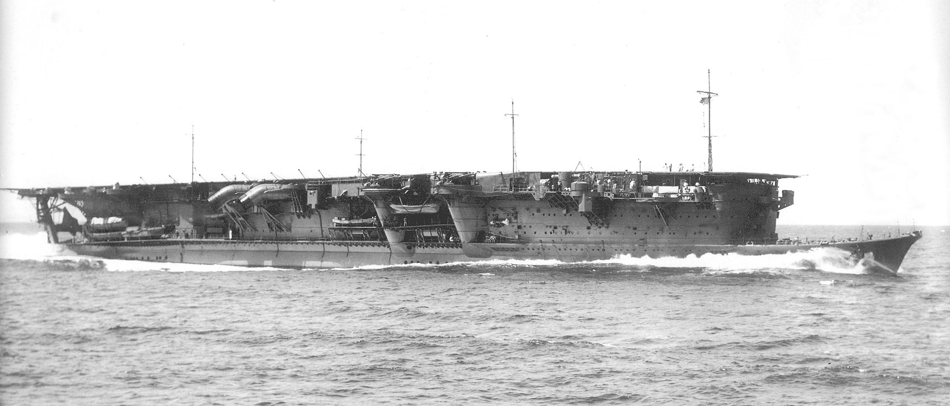 japanese_aircraft_carrier_ryujo