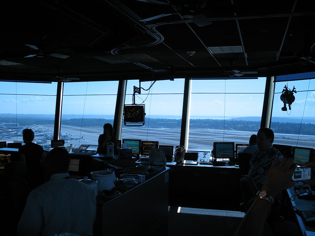 1024px-ksea_tower_interior