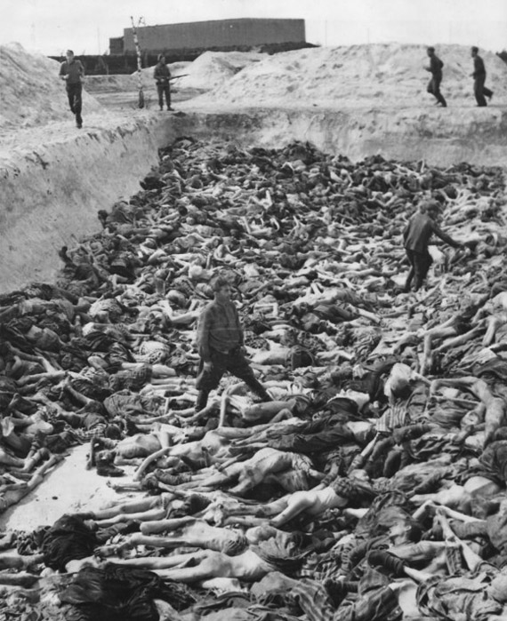 mass_grave_3_at_bergen-belsen_concentration_camp