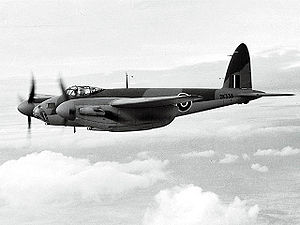 300px-De_Havilland_DH-98_Mosquito_ExCC