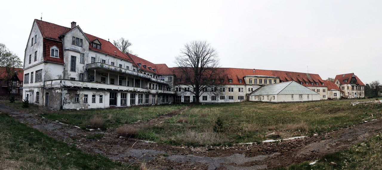 sanatorium_area_hohenlychen_by_skanatiker