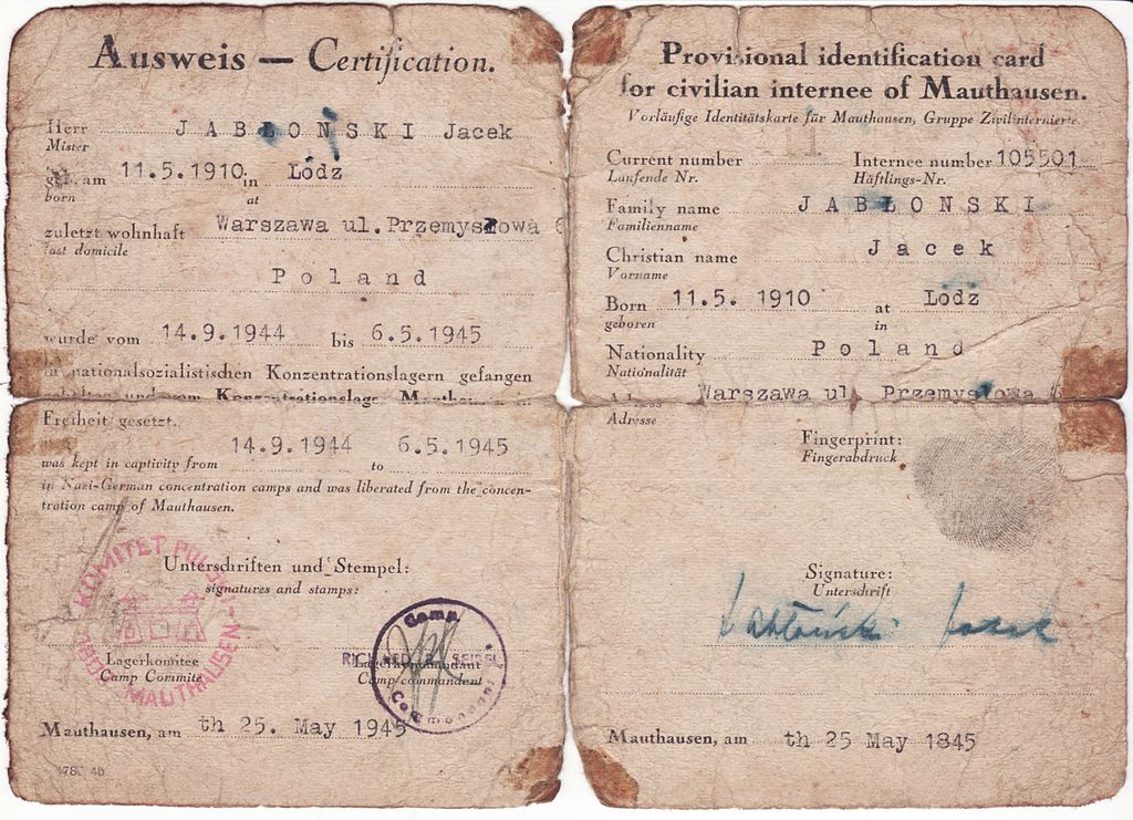 1024px-Mauthausen_Ausweis_from_WWII_-_front