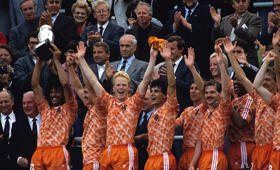 36700CB400000578-0-image-a-2_1469018740504