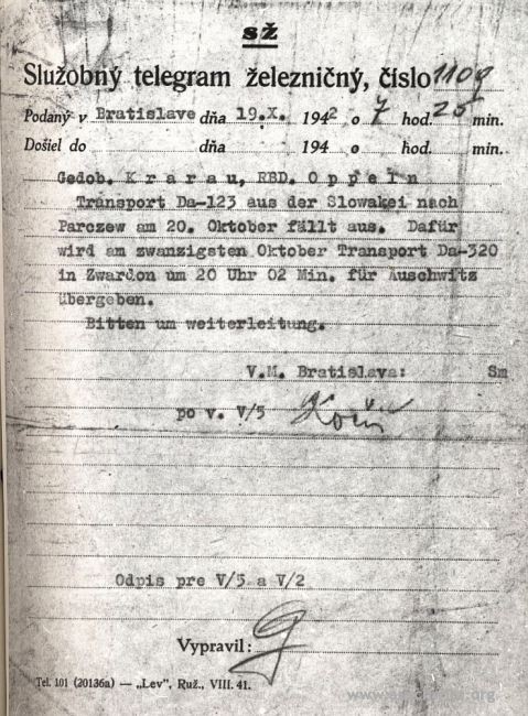 20080606_1557842776_zydzi_w_auschwitz_4,oHuCn6impHCVqcKHZpY