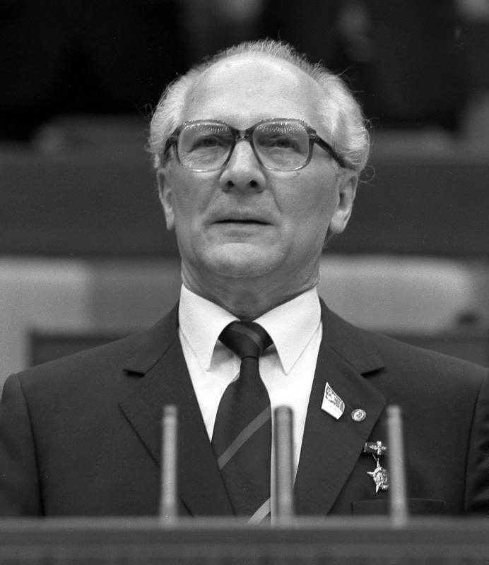 Berlin, XI. SED-Parteitag, Erich Honecker