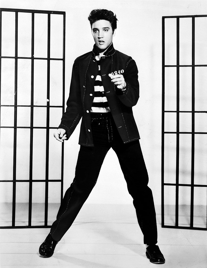 800px-Elvis_Presley_promoting_Jailhouse_Rock.jpg