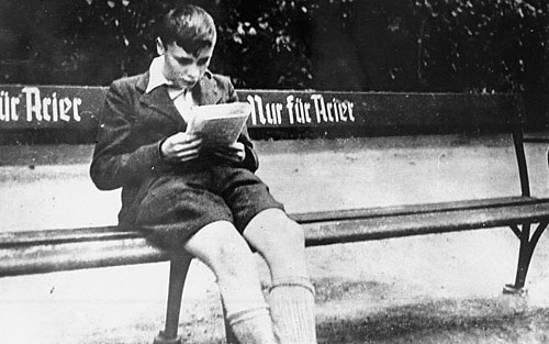 boy-bench-aryan