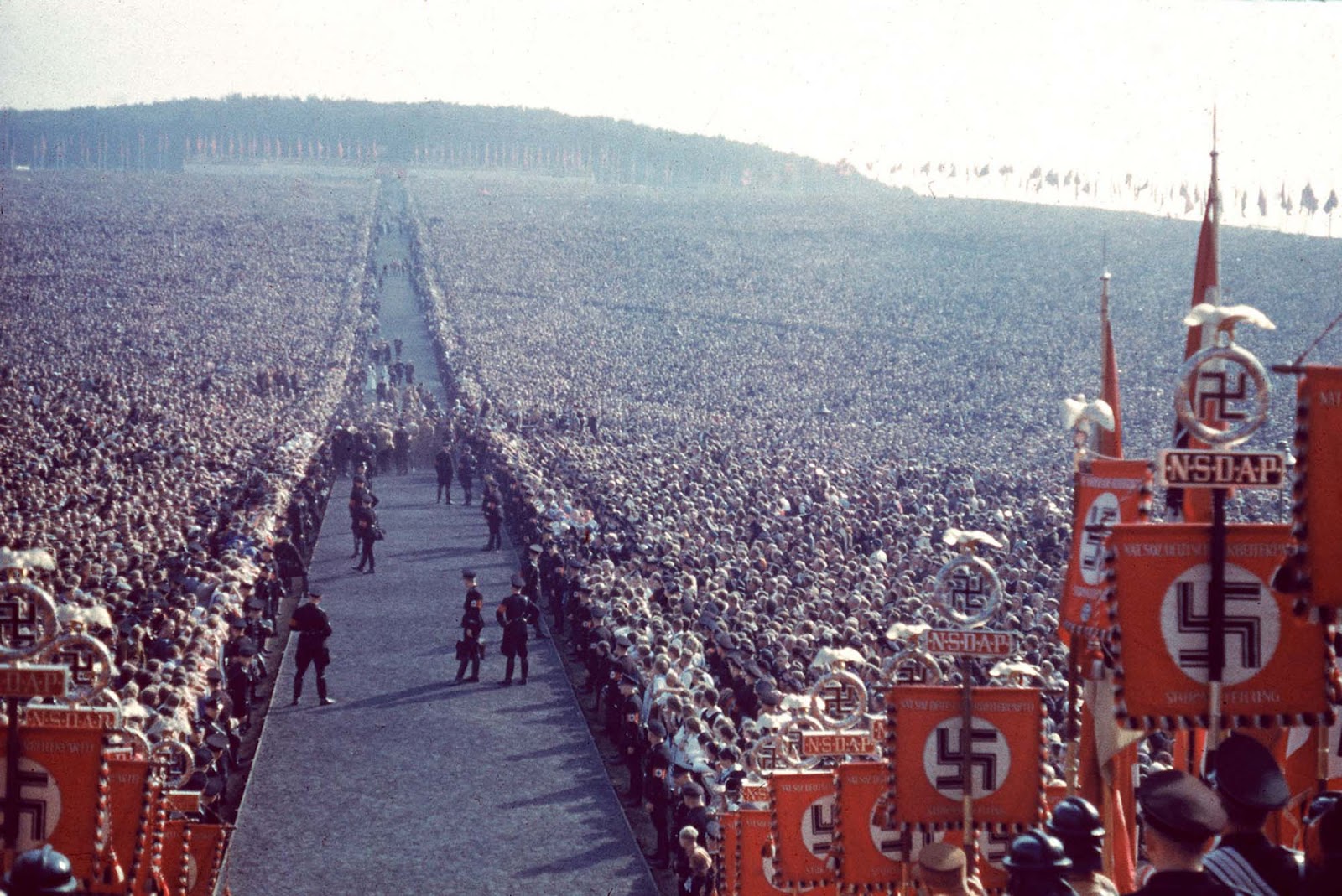 Reichserntedankfest_rally_1934