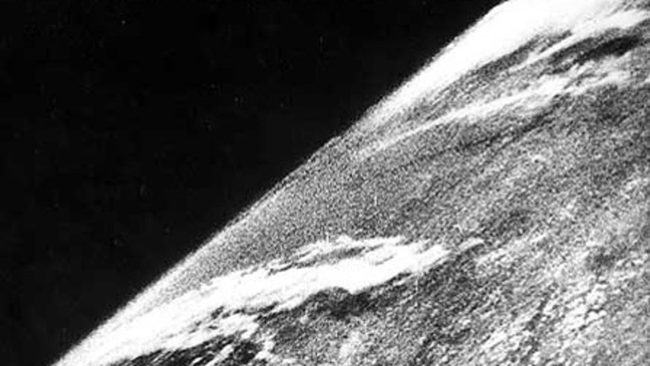 1stPhotoFromSpace