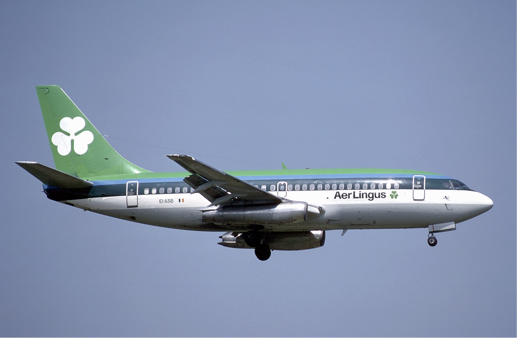 Aer_Lingus_Boeing_737-200_Marmet
