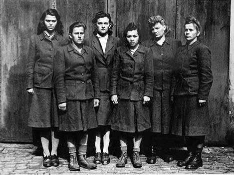 67286709_130083266090