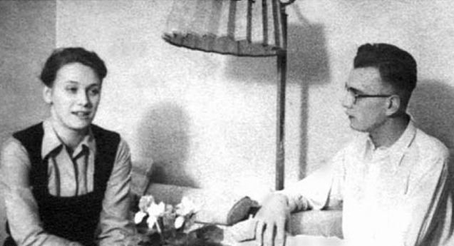 article-2271863-17498E4B000005DC-617_638x361