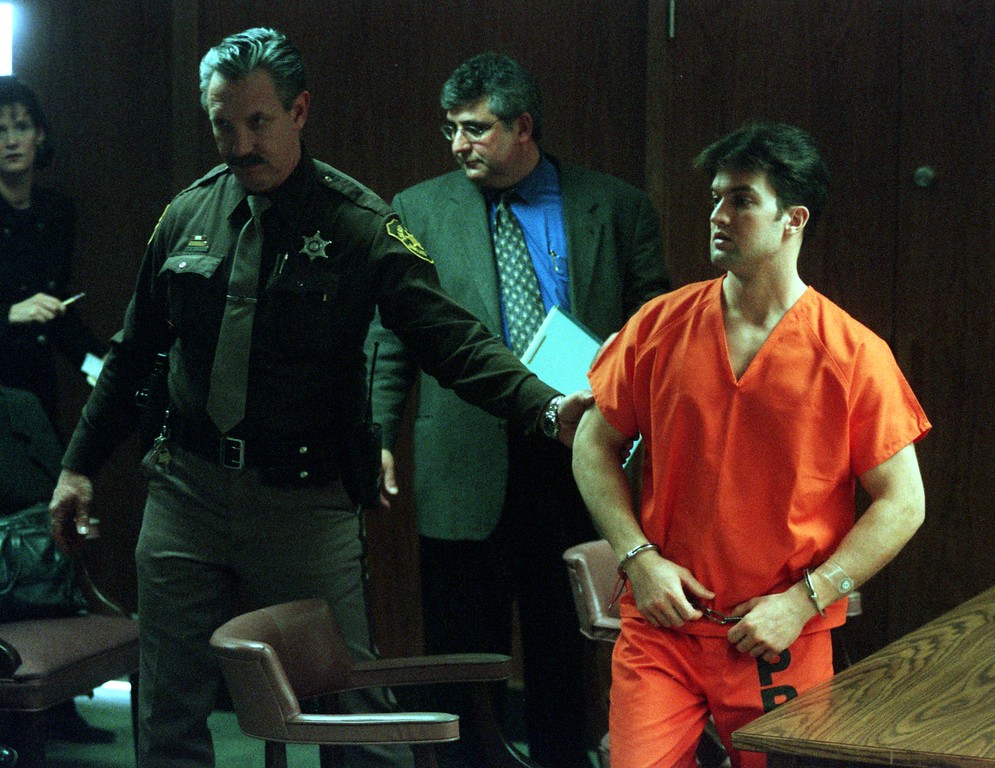 M990302JonathanSchmitz2-XL