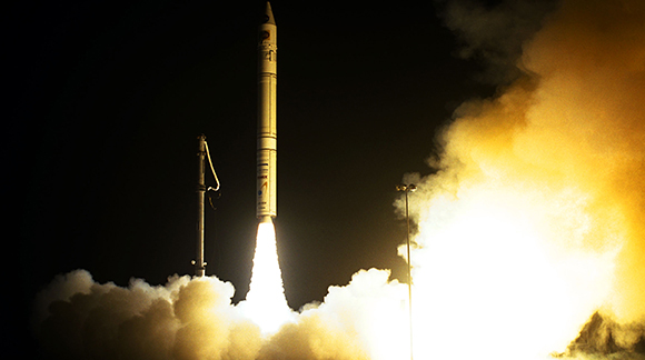 NASA-Lunar-Prospector-580-5