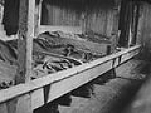 Notlandung_37-24_-_Wauwilermoos_Baracke_Innenbereich