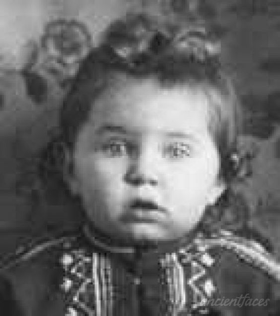 1724be67529d9e7a09af99307d867f1c (1)