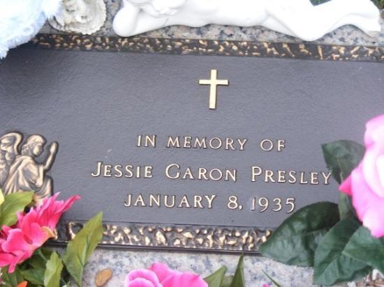 in-memory-of-jessie-garon