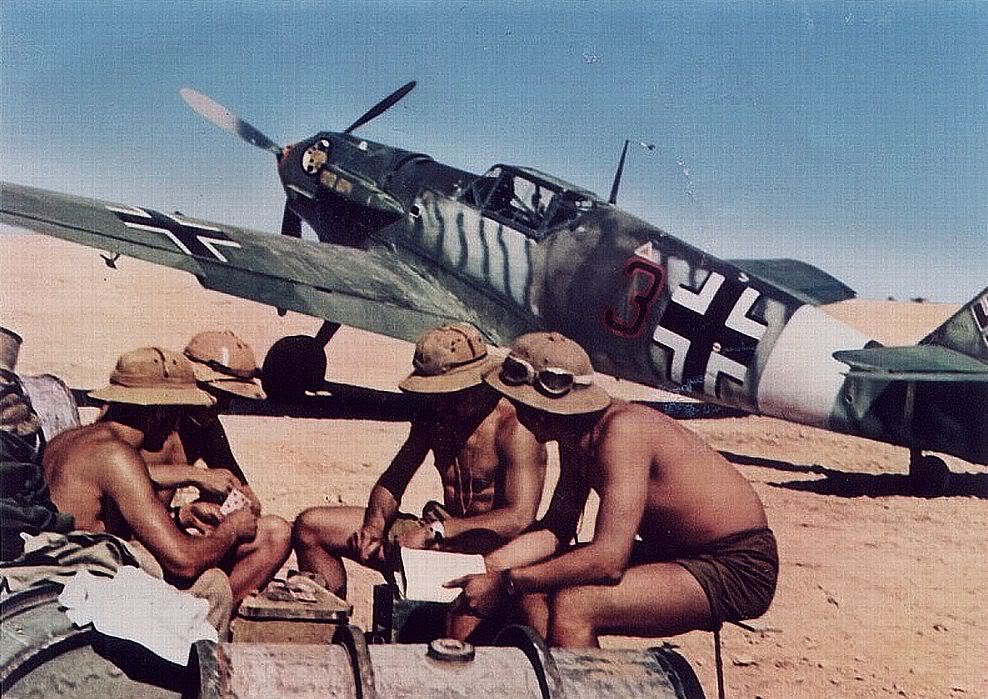 historical-photos-pt5-luftwaffe-pilots-cards-africa-1942