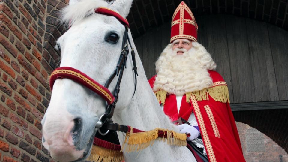 Sinterklaas-Gouden-Hoefijzer_still2