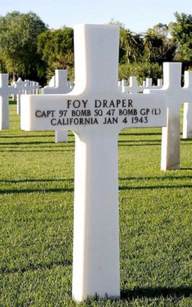 13244998_134686375466