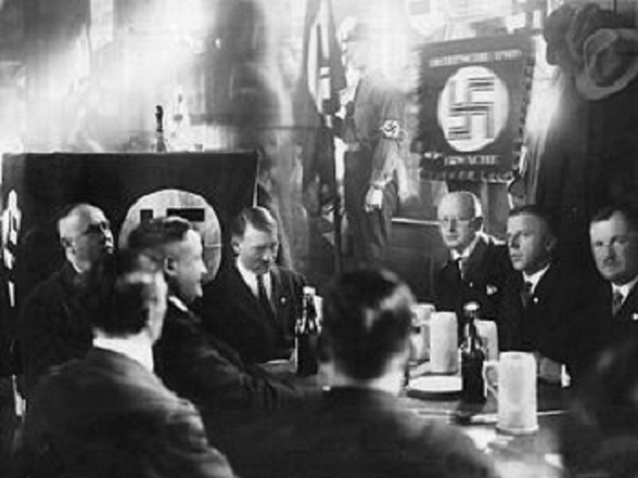 franz-schwarx-julius-schaub-famous-speech-adolf-hitler-christian-weber-jakob-grimminger-karl-fiehler-gregor-strasser-max-amann-300x225