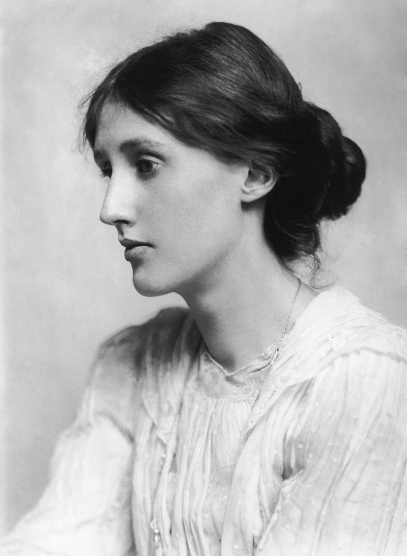 Virginia_Woolf_in_1902