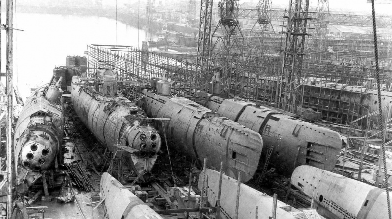 historical-photos-pt9-uboats-unfinished-ag-weser
