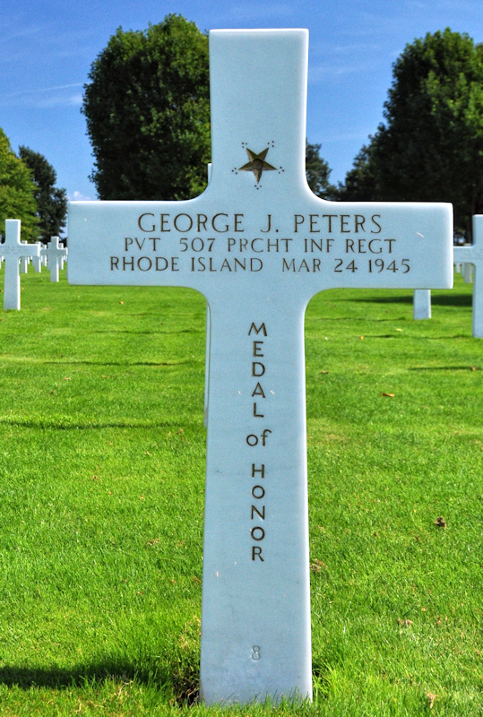 10241394_131088733812