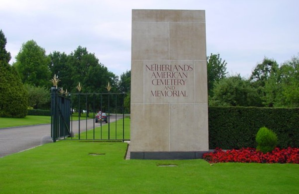 CEM46914181_118202805090