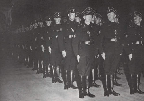 Beediging+leden+Nederlandse+SS