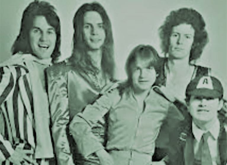 AC/DC’s first singer. – History of Sorts